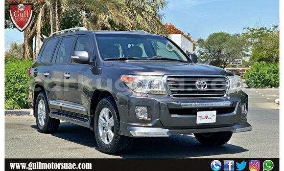 Buy Import Toyota Land Cruiser Other Car in Import - Dubai in Bujumbura