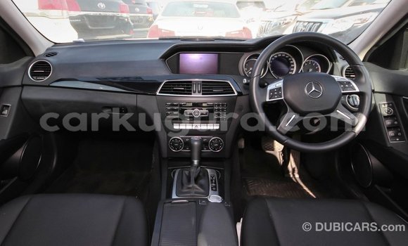 Buy Import Mercedes-Benz 200 White Car in Import - Dubai in Bujumbura Buy Import Mercedes-Benz 200 White Car in Import - Dubai in Bujumbura