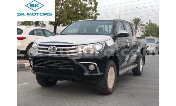 Acheter Import Voiture Toyota Hilux Noir à Import - Dubai, Bujumbura