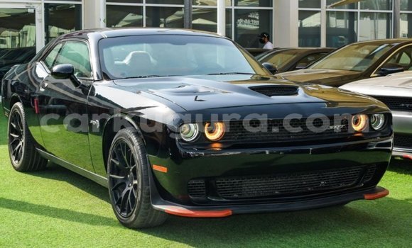 Acheter Import Voiture Dodge Challenger Noir à Import - Dubai, Bujumbura