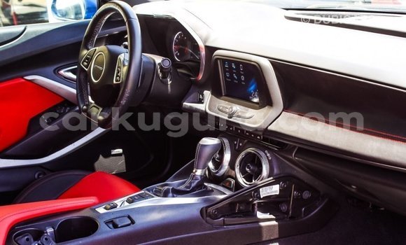 Acheter Import Voiture Chevrolet Camaro Bleu à Import - Dubai, Bujumbura Acheter Import Voiture Chevrolet Camaro Bleu à Import - Dubai, Bujumbura