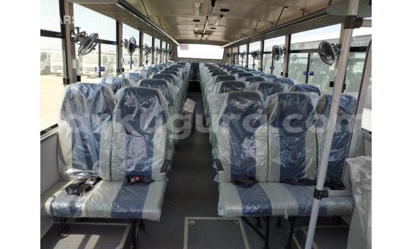 Acheter Import Voiture Tata Xenon Blanc à Import - Dubai, Bujumbura Acheter Import Voiture Tata Xenon Blanc à Import - Dubai, Bujumbura