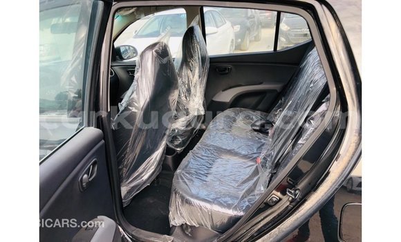 Acheter Import Voiture Hyundai i10 Noir à Import - Dubai, Bujumbura Acheter Import Voiture Hyundai i10 Noir à Import - Dubai, Bujumbura