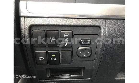 Buy Import Toyota Land Cruiser White Car in Import - Dubai in Bujumbura Buy Import Toyota Land Cruiser White Car in Import - Dubai in Bujumbura