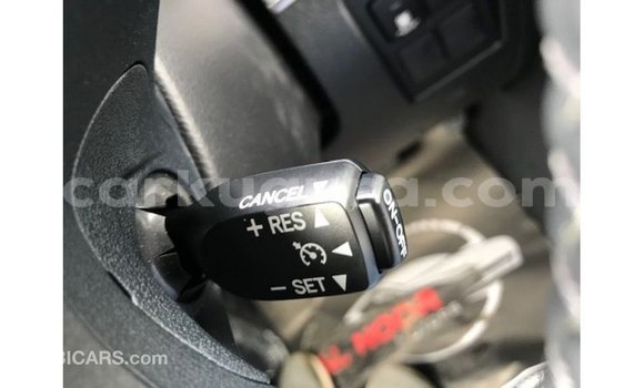 Buy Import Toyota Land Cruiser White Car in Import - Dubai in Bujumbura Buy Import Toyota Land Cruiser White Car in Import - Dubai in Bujumbura