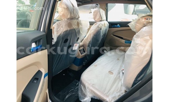 Nunua Imported Hyundai Tucson Nyingine Gari ndani ya Import - Dubai nchini Bujumbura Nunua Imported Hyundai Tucson Nyingine Gari ndani ya Import - Dubai nchini Bujumbura