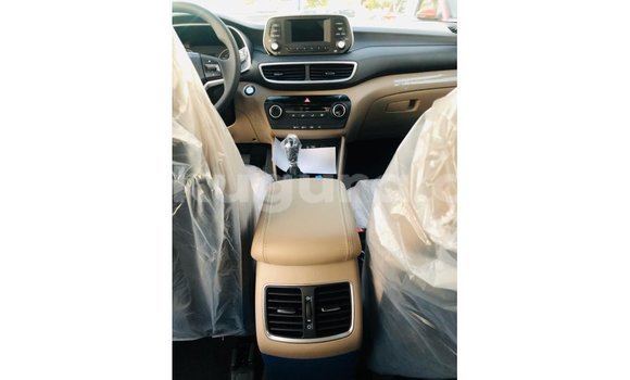 Acheter Import Voiture Hyundai Tucson Blanc à Import - Dubai, Bujumbura Acheter Import Voiture Hyundai Tucson Blanc à Import - Dubai, Bujumbura