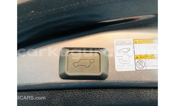 Acheter Import Voiture Toyota 4Runner Noir à Import - Dubai, Bujumbura Acheter Import Voiture Toyota 4Runner Noir à Import - Dubai, Bujumbura