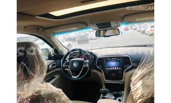 Nunua Imported Jeep Grand Cherokee Nyeusi Gari ndani ya Import - Dubai nchini Bujumbura Nunua Imported Jeep Grand Cherokee Nyeusi Gari ndani ya Import - Dubai nchini Bujumbura