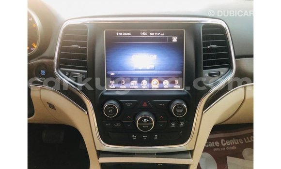 Nunua Imported Jeep Grand Cherokee Nyeusi Gari ndani ya Import - Dubai nchini Bujumbura Nunua Imported Jeep Grand Cherokee Nyeusi Gari ndani ya Import - Dubai nchini Bujumbura