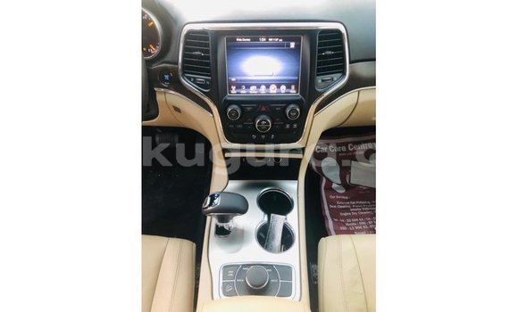 Nunua Imported Jeep Grand Cherokee Nyeusi Gari ndani ya Import - Dubai nchini Bujumbura Nunua Imported Jeep Grand Cherokee Nyeusi Gari ndani ya Import - Dubai nchini Bujumbura