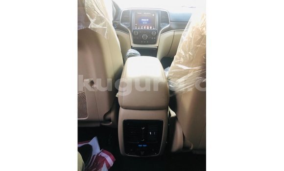 Nunua Imported Jeep Grand Cherokee Nyeusi Gari ndani ya Import - Dubai nchini Bujumbura Nunua Imported Jeep Grand Cherokee Nyeusi Gari ndani ya Import - Dubai nchini Bujumbura