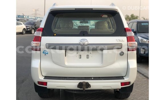 Acheter Import Voiture Toyota Prado Blanc à Import - Dubai, Bujumbura Acheter Import Voiture Toyota Prado Blanc à Import - Dubai, Bujumbura