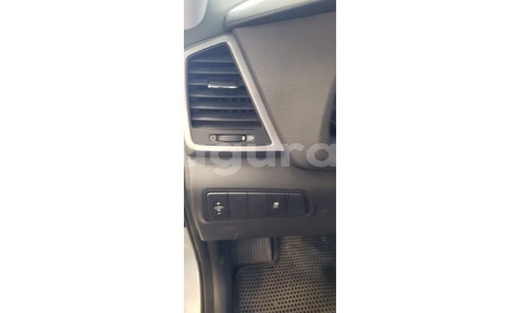 Acheter Import Voiture Hyundai Tucson Blanc à Import - Dubai, Bujumbura Acheter Import Voiture Hyundai Tucson Blanc à Import - Dubai, Bujumbura