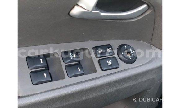 Nunua Imported Kia Sportage Nyingine Gari ndani ya Import - Dubai nchini Bujumbura Nunua Imported Kia Sportage Nyingine Gari ndani ya Import - Dubai nchini Bujumbura