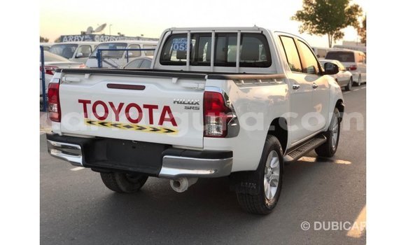 Nunua Imported Toyota Hilux Nyeupe Gari ndani ya Import - Dubai nchini Bujumbura Nunua Imported Toyota Hilux Nyeupe Gari ndani ya Import - Dubai nchini Bujumbura