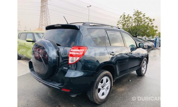Nunua Imported Toyota 4Runner Nyeusi Gari ndani ya Import - Dubai nchini Bujumbura Nunua Imported Toyota 4Runner Nyeusi Gari ndani ya Import - Dubai nchini Bujumbura
