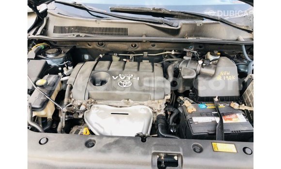 Nunua Imported Toyota 4Runner Nyeusi Gari ndani ya Import - Dubai nchini Bujumbura Nunua Imported Toyota 4Runner Nyeusi Gari ndani ya Import - Dubai nchini Bujumbura