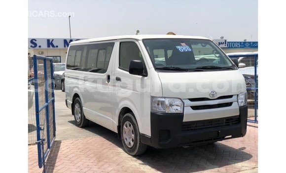 Buy Import Toyota Hiace White Car in Import - Dubai in Bujumbura Buy Import Toyota Hiace White Car in Import - Dubai in Bujumbura