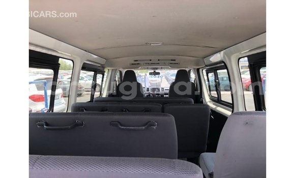 Buy Import Toyota Hiace White Car in Import - Dubai in Bujumbura Buy Import Toyota Hiace White Car in Import - Dubai in Bujumbura