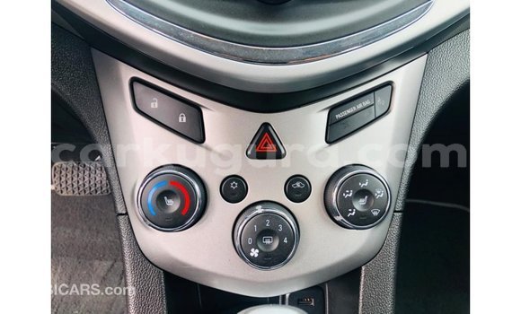Nunua Imported Chevrolet Sonic Nyingine Gari ndani ya Import - Dubai nchini Bujumbura Nunua Imported Chevrolet Sonic Nyingine Gari ndani ya Import - Dubai nchini Bujumbura