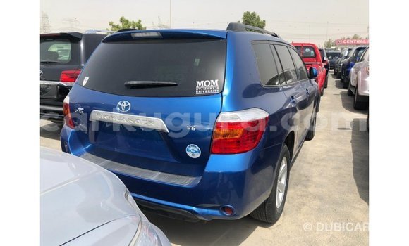 Acheter Import Voiture Toyota Highlander Bleu à Import - Dubai, Bujumbura Acheter Import Voiture Toyota Highlander Bleu à Import - Dubai, Bujumbura