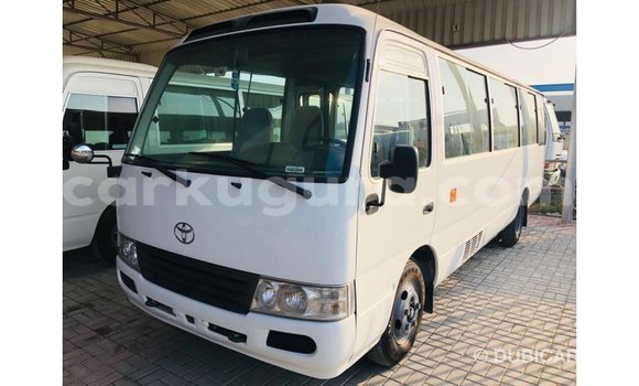 Acheter Import Voiture Toyota Coaster Blanc à Import - Dubai, Bujumbura Acheter Import Voiture Toyota Coaster Blanc à Import - Dubai, Bujumbura