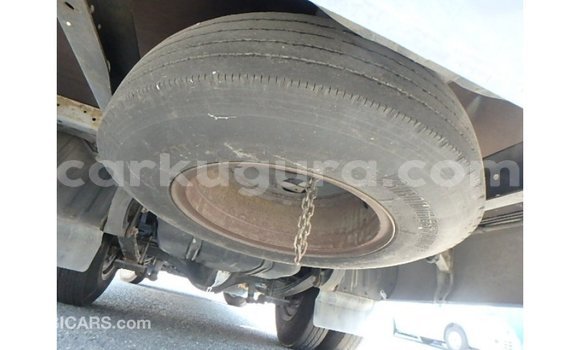 Acheter Import Voiture Toyota Coaster Blanc à Import - Dubai, Bujumbura Acheter Import Voiture Toyota Coaster Blanc à Import - Dubai, Bujumbura