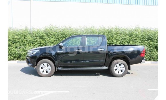 Acheter Import Voiture Toyota Hilux Noir à Import - Dubai, Bujumbura Acheter Import Voiture Toyota Hilux Noir à Import - Dubai, Bujumbura