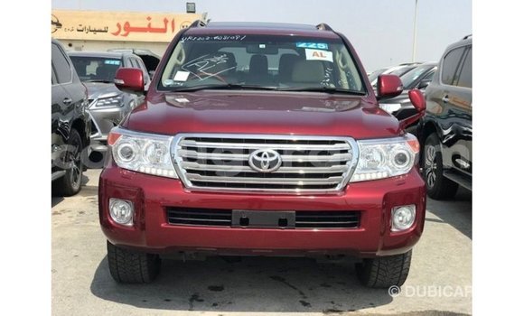 Acheter Import Voiture Toyota Land Cruiser Rouge à Import - Dubai, Bujumbura Acheter Import Voiture Toyota Land Cruiser Rouge à Import - Dubai, Bujumbura