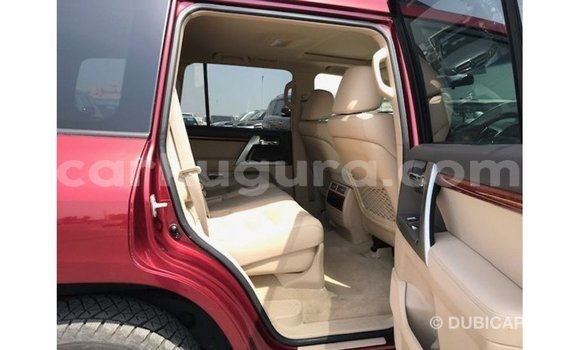 Acheter Import Voiture Toyota Land Cruiser Rouge à Import - Dubai, Bujumbura Acheter Import Voiture Toyota Land Cruiser Rouge à Import - Dubai, Bujumbura