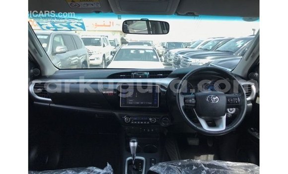 Buy Import Toyota Hilux Other Car in Import - Dubai in Bujumbura Buy Import Toyota Hilux Other Car in Import - Dubai in Bujumbura
