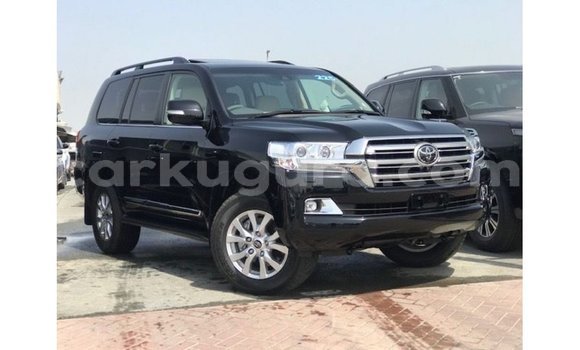 Buy Import Toyota Land Cruiser Black Car in Import - Dubai in Bujumbura