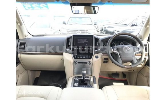 Nunua Imported Toyota Land Cruiser Nyeusi Gari ndani ya Import - Dubai nchini Bujumbura Nunua Imported Toyota Land Cruiser Nyeusi Gari ndani ya Import - Dubai nchini Bujumbura