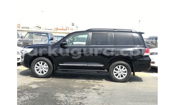 Nunua Imported Toyota Land Cruiser Nyeusi Gari ndani ya Import - Dubai nchini Bujumbura Nunua Imported Toyota Land Cruiser Nyeusi Gari ndani ya Import - Dubai nchini Bujumbura
