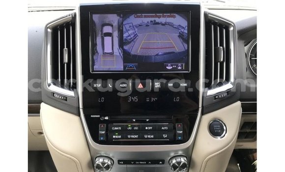 Nunua Imported Toyota Land Cruiser Nyeusi Gari ndani ya Import - Dubai nchini Bujumbura Nunua Imported Toyota Land Cruiser Nyeusi Gari ndani ya Import - Dubai nchini Bujumbura