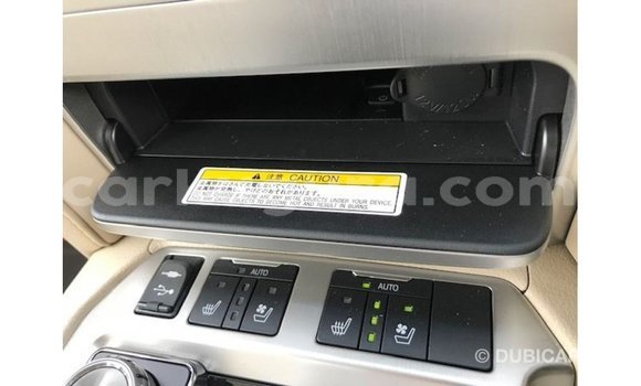 Nunua Imported Toyota Land Cruiser Nyeusi Gari ndani ya Import - Dubai nchini Bujumbura Nunua Imported Toyota Land Cruiser Nyeusi Gari ndani ya Import - Dubai nchini Bujumbura