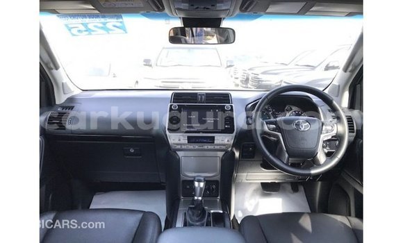 Acheter Import Voiture Toyota Prado Bleu à Import - Dubai, Bujumbura Acheter Import Voiture Toyota Prado Bleu à Import - Dubai, Bujumbura