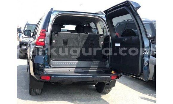 Nunua Imported Toyota Prado Bluu Gari ndani ya Import - Dubai nchini Bujumbura Nunua Imported Toyota Prado Bluu Gari ndani ya Import - Dubai nchini Bujumbura