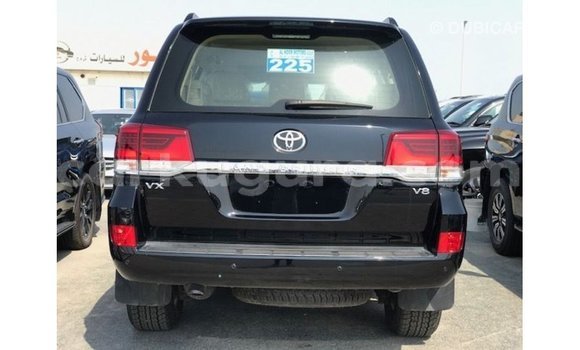 Nunua Imported Toyota Land Cruiser Nyeusi Gari ndani ya Import - Dubai nchini Bujumbura Nunua Imported Toyota Land Cruiser Nyeusi Gari ndani ya Import - Dubai nchini Bujumbura