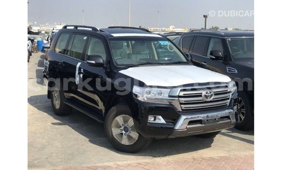 Nunua Imported Toyota Land Cruiser Nyeusi Gari ndani ya Import - Dubai nchini Bujumbura Nunua Imported Toyota Land Cruiser Nyeusi Gari ndani ya Import - Dubai nchini Bujumbura