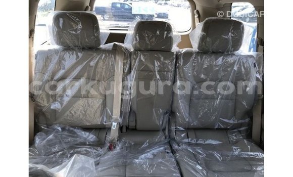 Nunua Imported Toyota Land Cruiser Nyeusi Gari ndani ya Import - Dubai nchini Bujumbura Nunua Imported Toyota Land Cruiser Nyeusi Gari ndani ya Import - Dubai nchini Bujumbura
