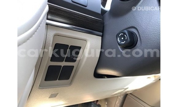 Nunua Imported Toyota Land Cruiser Nyeusi Gari ndani ya Import - Dubai nchini Bujumbura Nunua Imported Toyota Land Cruiser Nyeusi Gari ndani ya Import - Dubai nchini Bujumbura