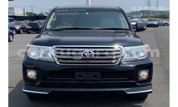 Acheter Import Voiture Toyota Land Cruiser Noir à Import - Dubai, Bujumbura Acheter Import Voiture Toyota Land Cruiser Noir à Import - Dubai, Bujumbura