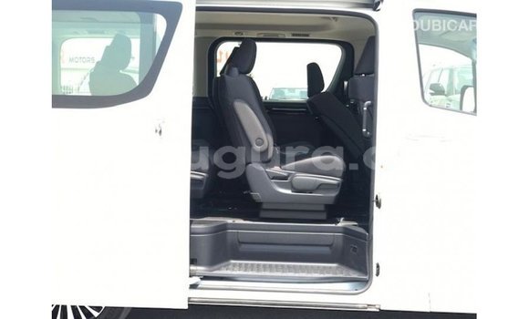 Buy Import Toyota Granvia White Car in Import - Dubai in Bujumbura Buy Import Toyota Granvia White Car in Import - Dubai in Bujumbura