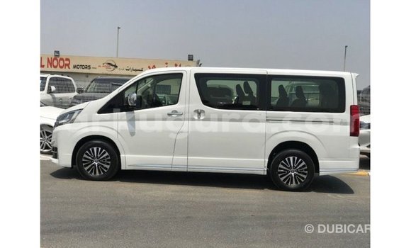 Buy Import Toyota Granvia White Car in Import - Dubai in Bujumbura Buy Import Toyota Granvia White Car in Import - Dubai in Bujumbura