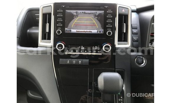 Acheter Import Voiture Toyota Granvia Blanc à Import - Dubai, Bujumbura Acheter Import Voiture Toyota Granvia Blanc à Import - Dubai, Bujumbura