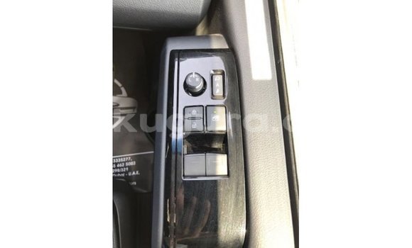 Buy Import Toyota Granvia White Car in Import - Dubai in Bujumbura Buy Import Toyota Granvia White Car in Import - Dubai in Bujumbura