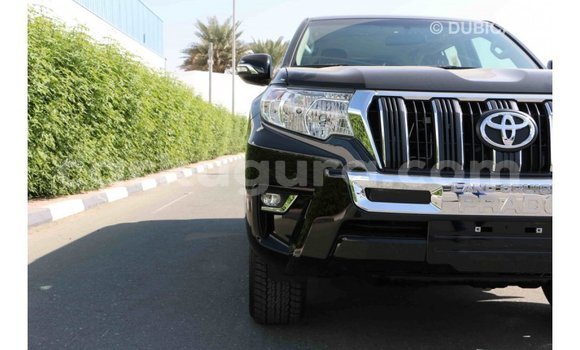 Acheter Import Voiture Toyota Prado Blanc à Import - Dubai, Bujumbura Acheter Import Voiture Toyota Prado Blanc à Import - Dubai, Bujumbura