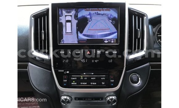 Buy Import Toyota Land Cruiser White Car in Import - Dubai in Bujumbura Buy Import Toyota Land Cruiser White Car in Import - Dubai in Bujumbura